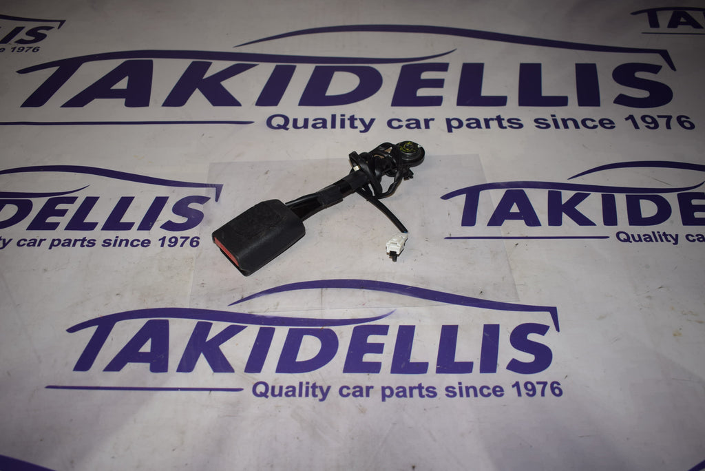 Κλείστρο Ζώνης Εμπρός Δεξί Nissan Qashqai 2006-2013