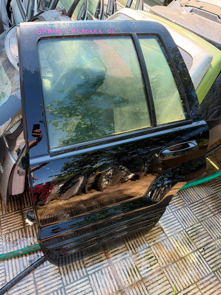 Πόρτα Πίσω Αριστερή Jeep Grand Cherokee 2001