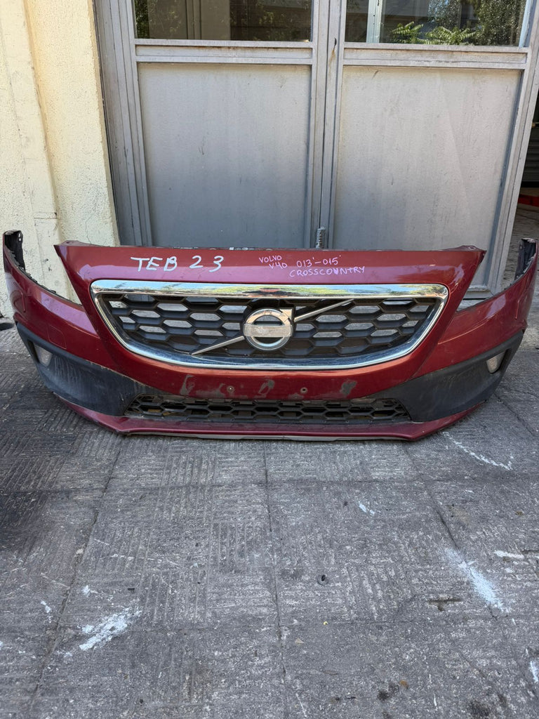 Προφυλακτήρας Εμπρός Volvo V40 Cross Country 2014