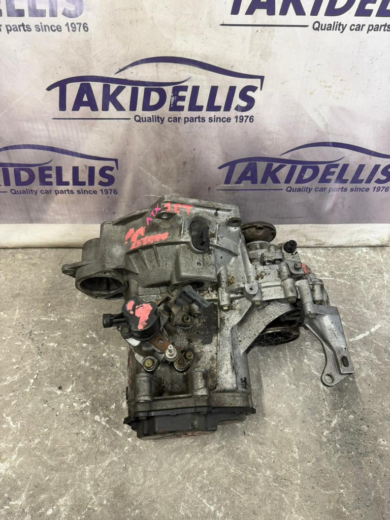 Volkswagen Passat 2.0 090" 1.8 Turbo Gearbox