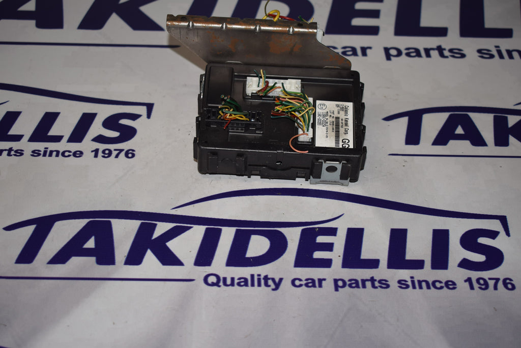 Ασφαλειοθήκη Nissan Micra 2010-2013