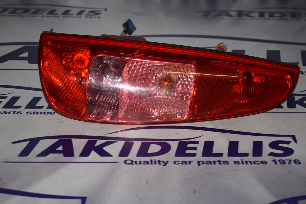 Φανάρι Φτερού Πίσω Αριστερό Peugeot 807 2002-2007