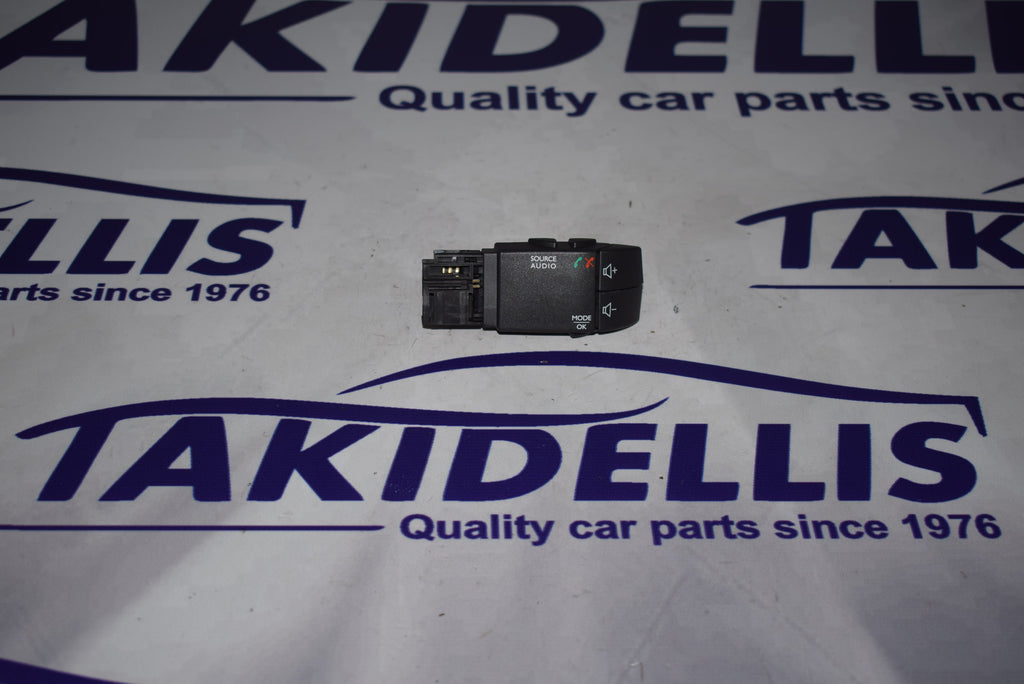 Χειριστήριο Ραδιοφώνου Renault Clio 2010-2015