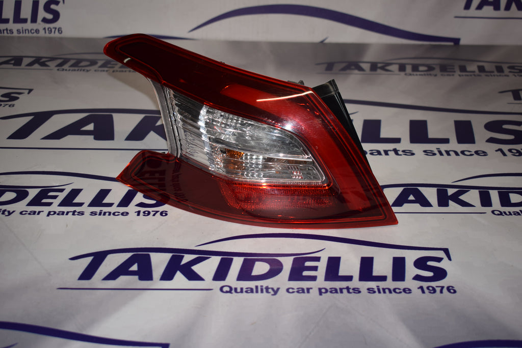 Φανάρι Φτερού Πίσω Αριστερό Peugeot 308 2013-2018