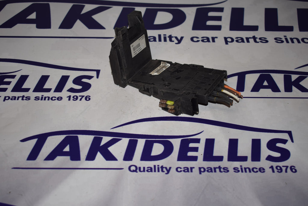 Ασφαλειοθήκη Peugeot 308 2011-2017