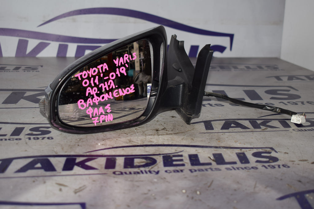 Mirror With Indicator Left Toyota Yaris 2011-2019