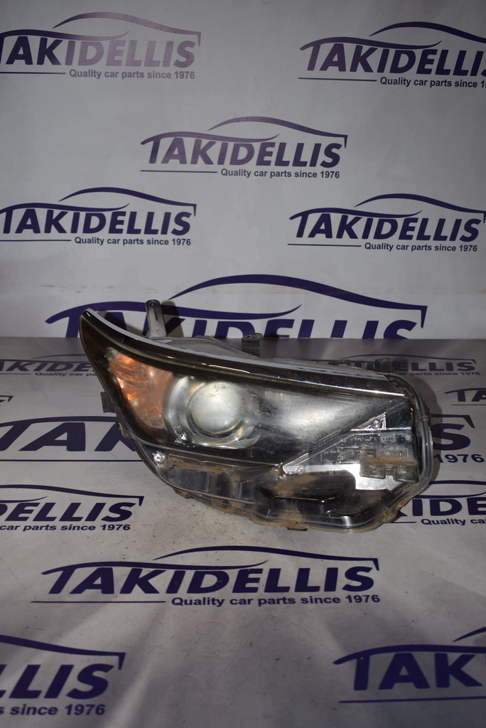 Φανάρι Εμπρός Δεξί Toyota Auris 2017-2021 Led