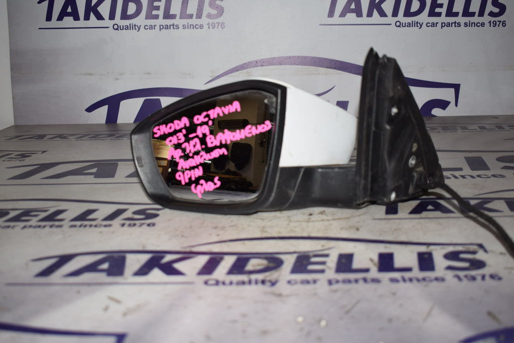 Mirror with Indicator Left Skoda Octavia 2013-2019