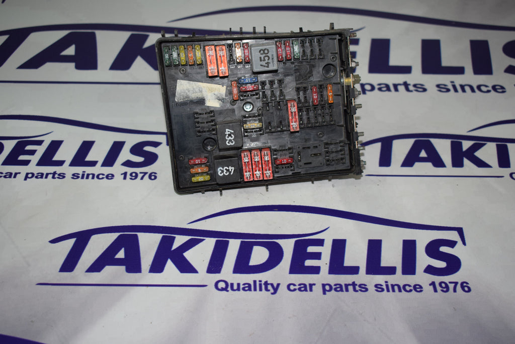 Ασφαλειοθήκη Group Vag 2004-2010