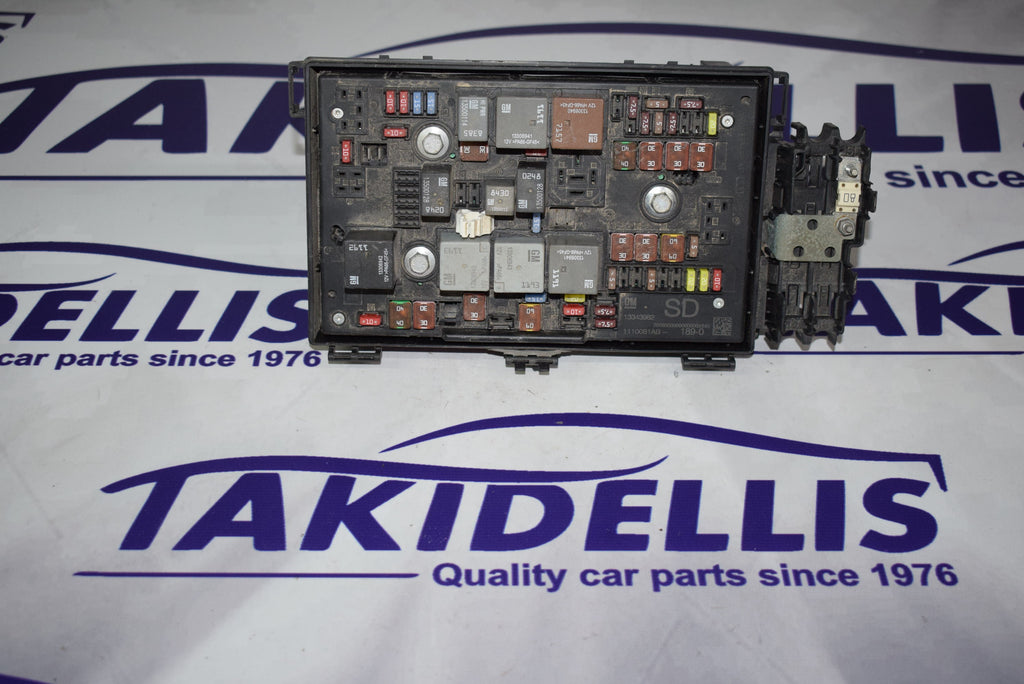 Ασφαλειοθήκη Opel Astra J 2009-2015