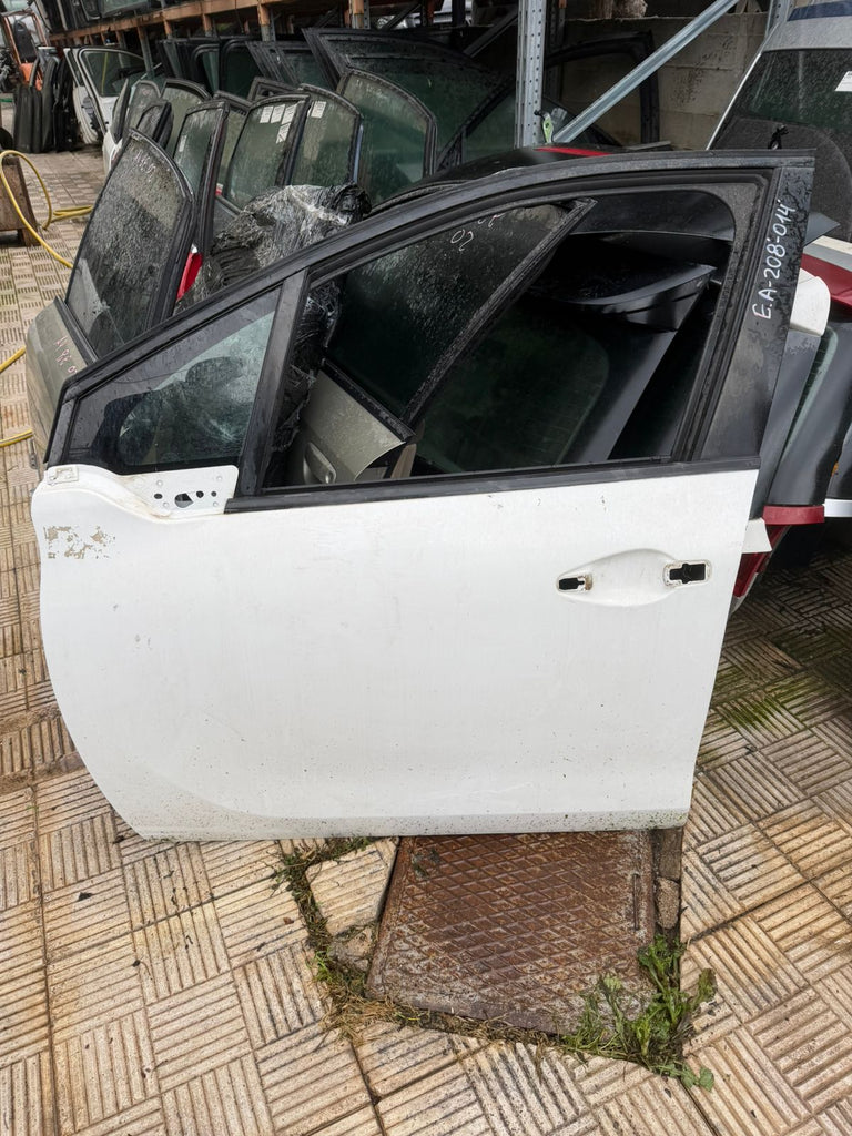 Front Left Door Peugeot 208 2014