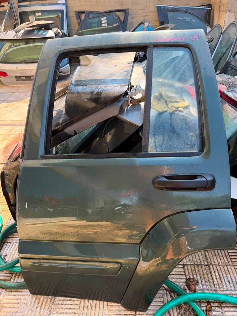 Πόρτα Πίσω Αριστερή Jeep Cherokee 2005