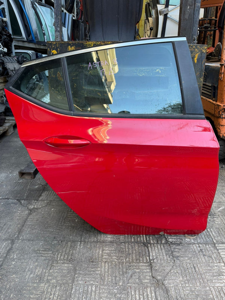 Πόρτα Πίσω Δεξιά Opel Astra K
