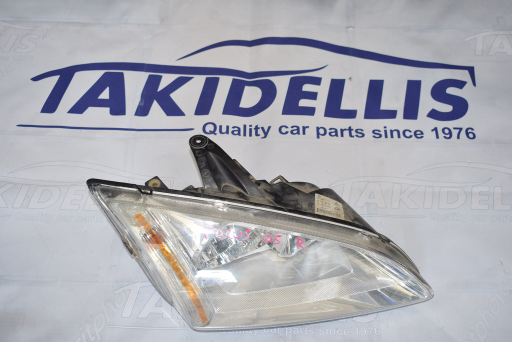 Φανάρι Εμπρός Δεξί Ford Focus 2004-2008