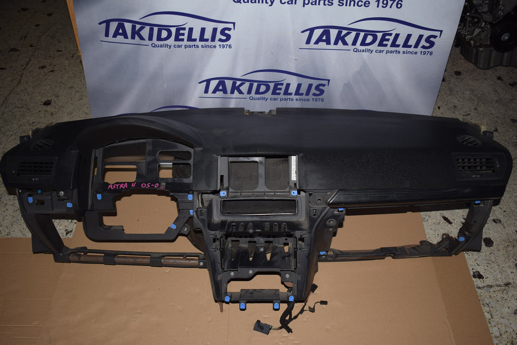 Ταμπλό Opel Astra H 2005-2009
