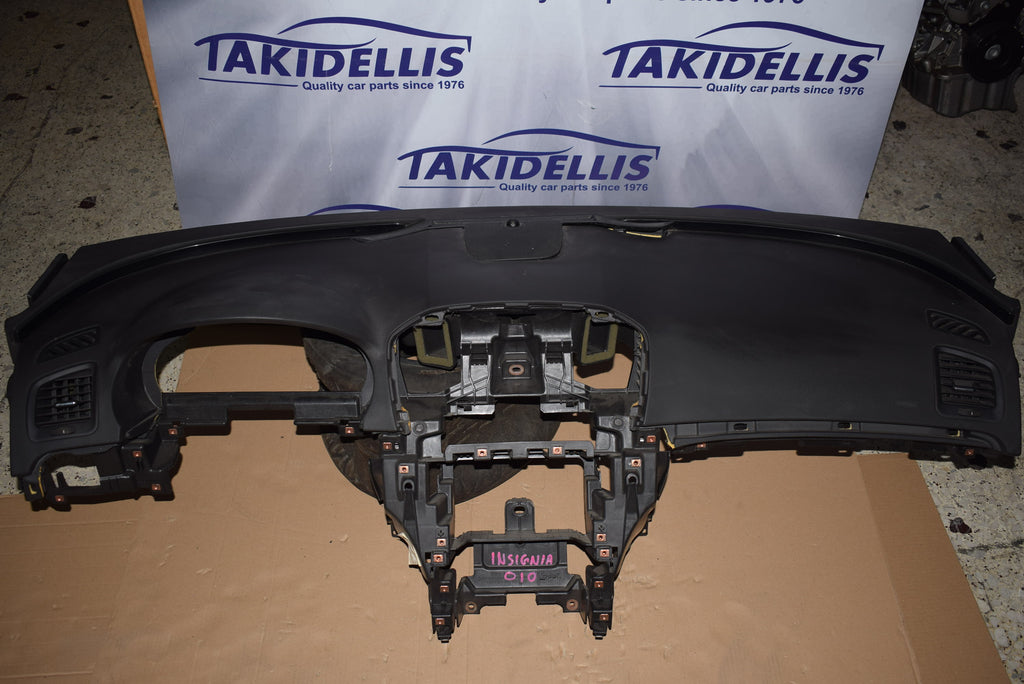 Ταμπλό Opel Insignia A 2008-2014