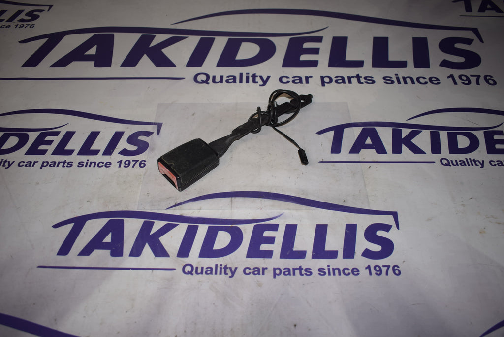 Κλείστρο Ζώνης Εμπρός Δεξί Skoda Yeti 2009-2015