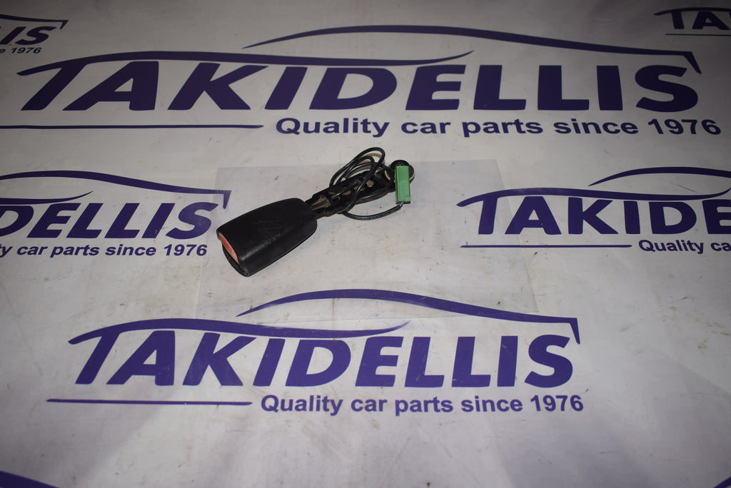 Κλείστρο Ζώνης Εμπρός Δεξί Volvo V40 - S40 2005-2010
